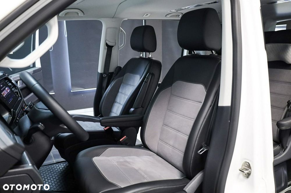 Volkswagen Multivan - 16