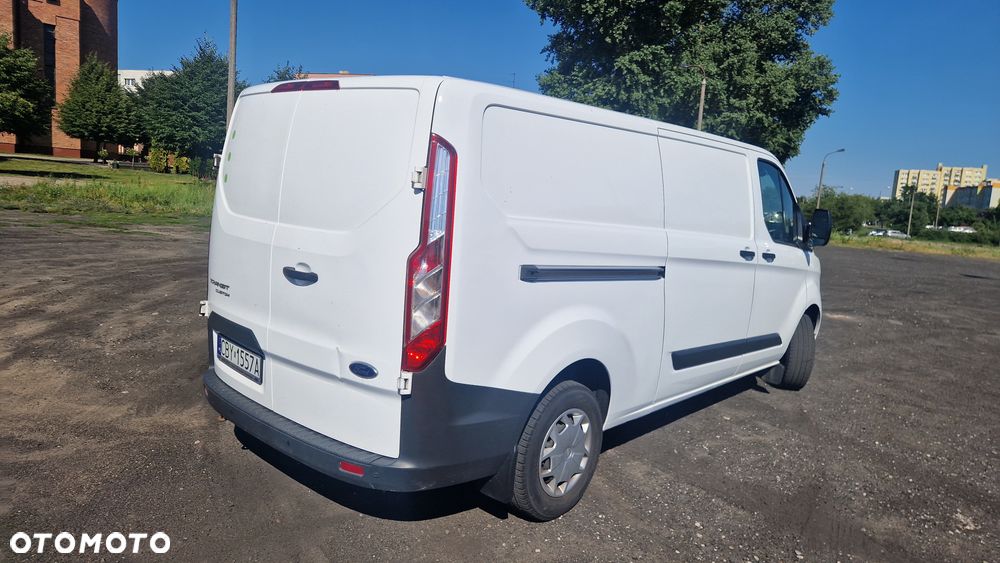 Ford TRANSIT CUSTOM - 3