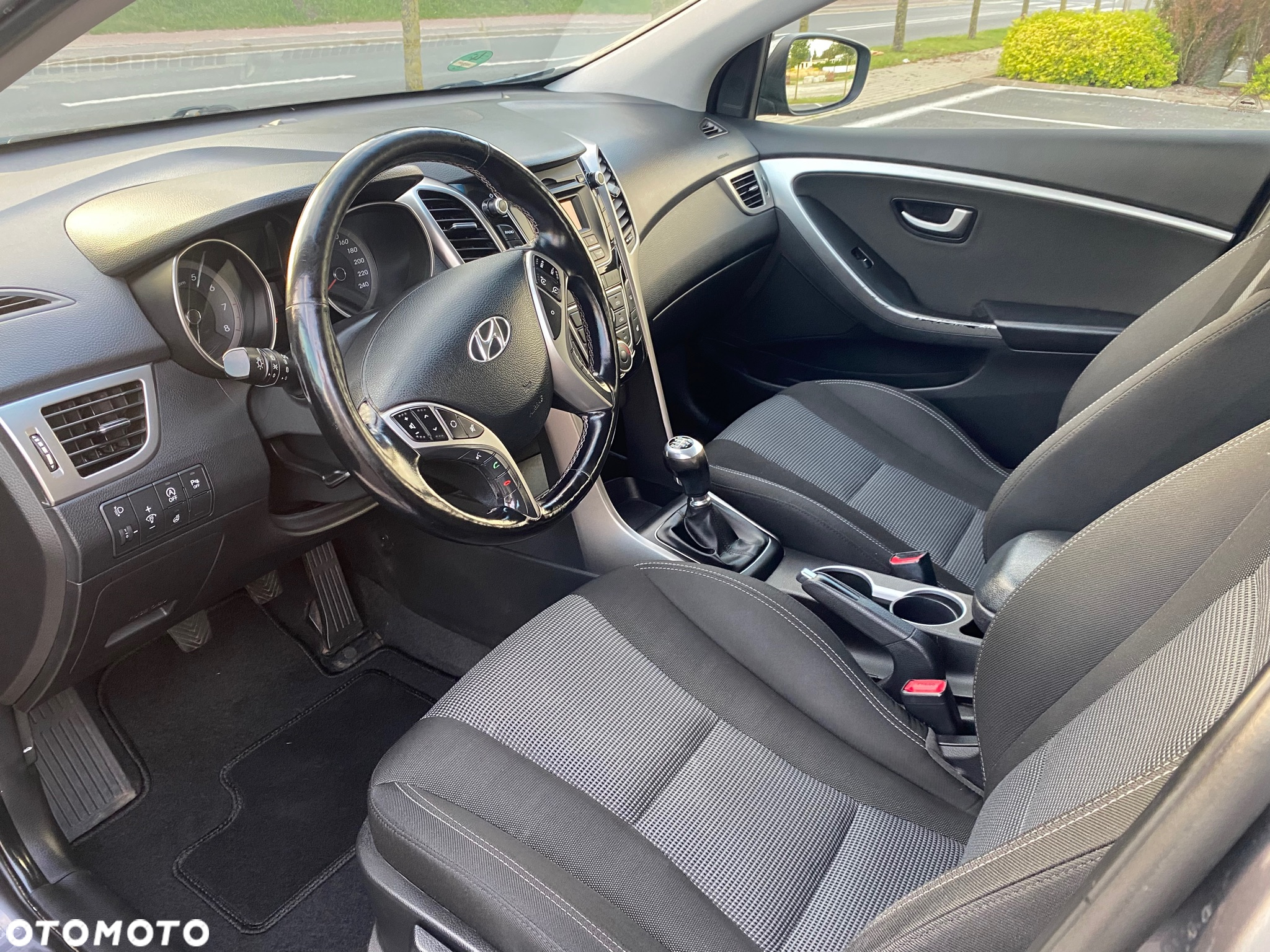 Hyundai i30 1.6 GDI BlueDrive Classic + - 10