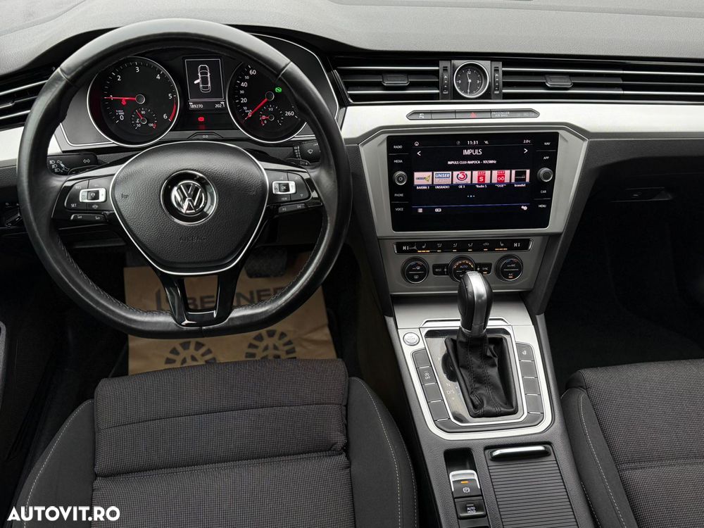 Volkswagen Passat 2.0 TDI DSG Comfortline - 9