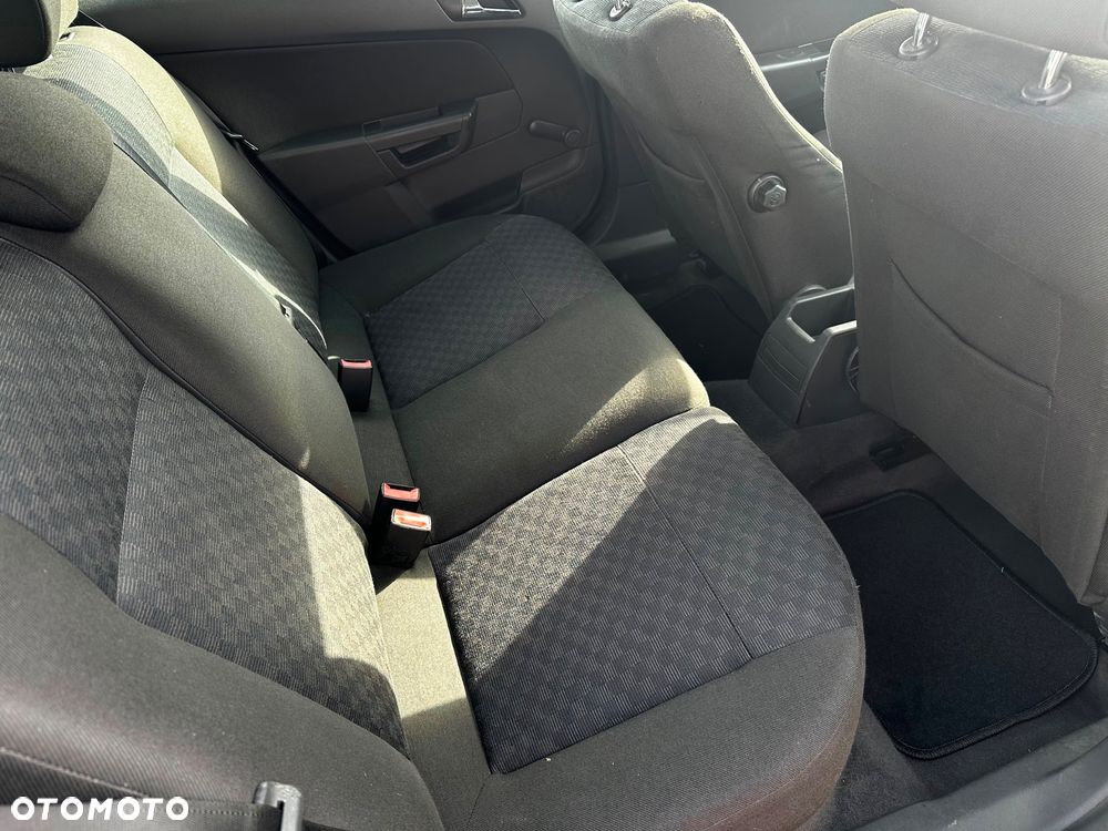 Opel Astra - 9