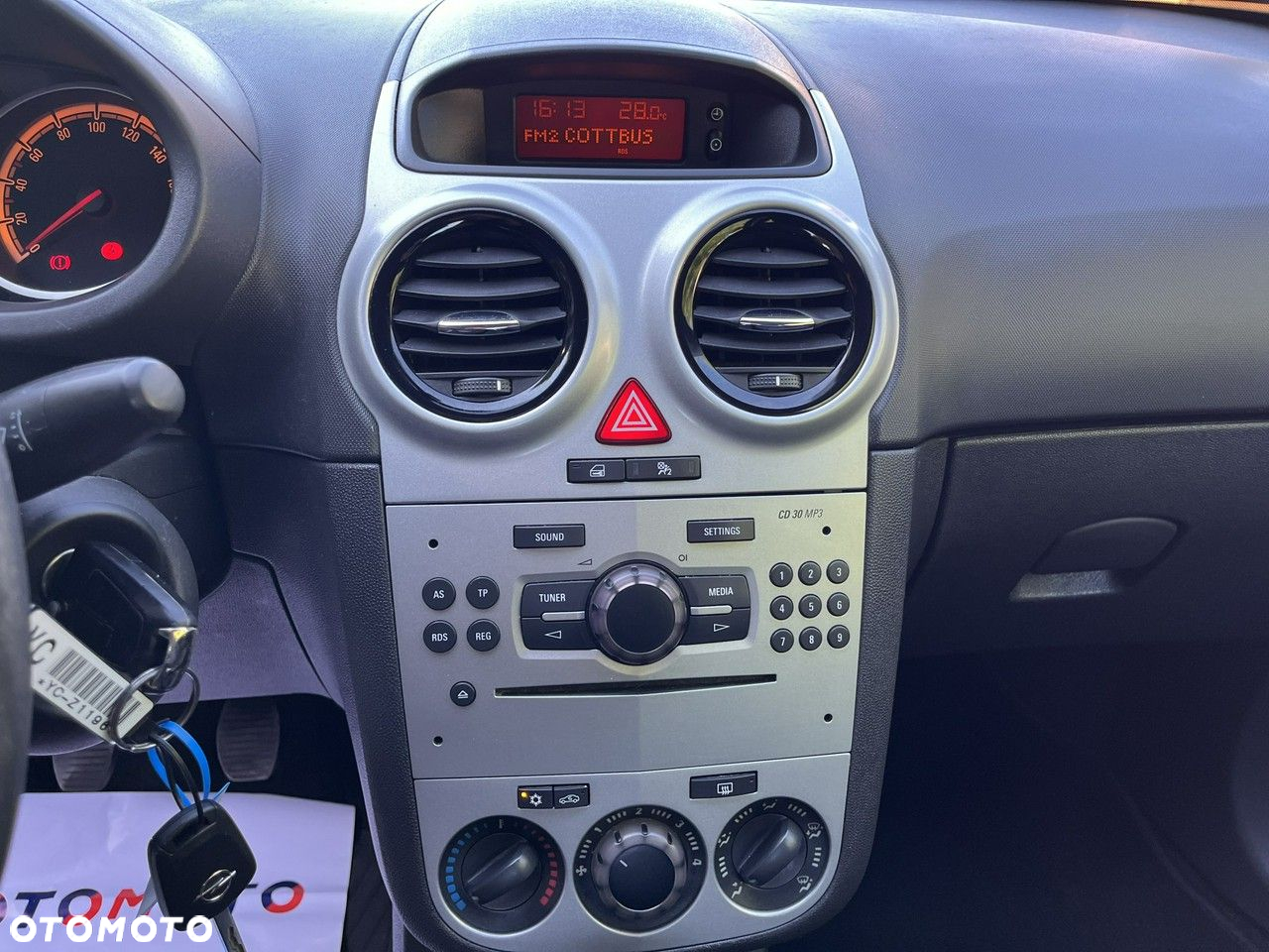 Opel Corsa - 15