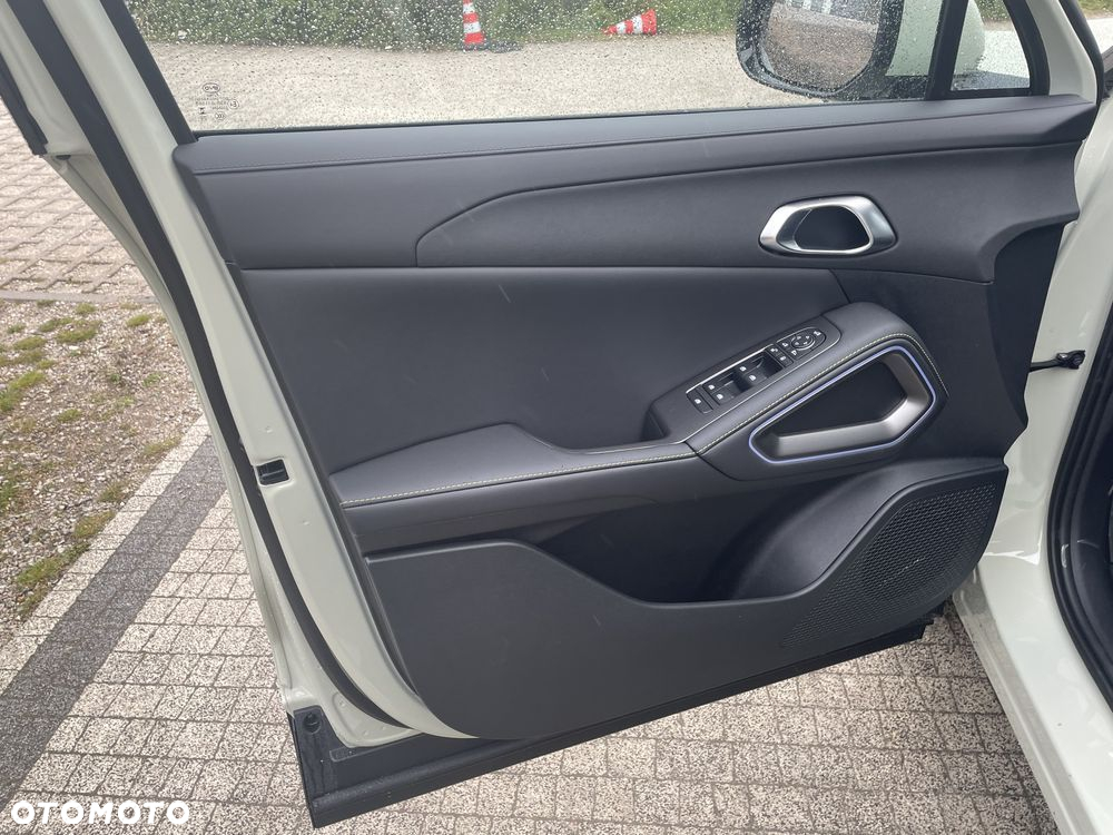 BYD Atto 2 45kWh Boost - 11
