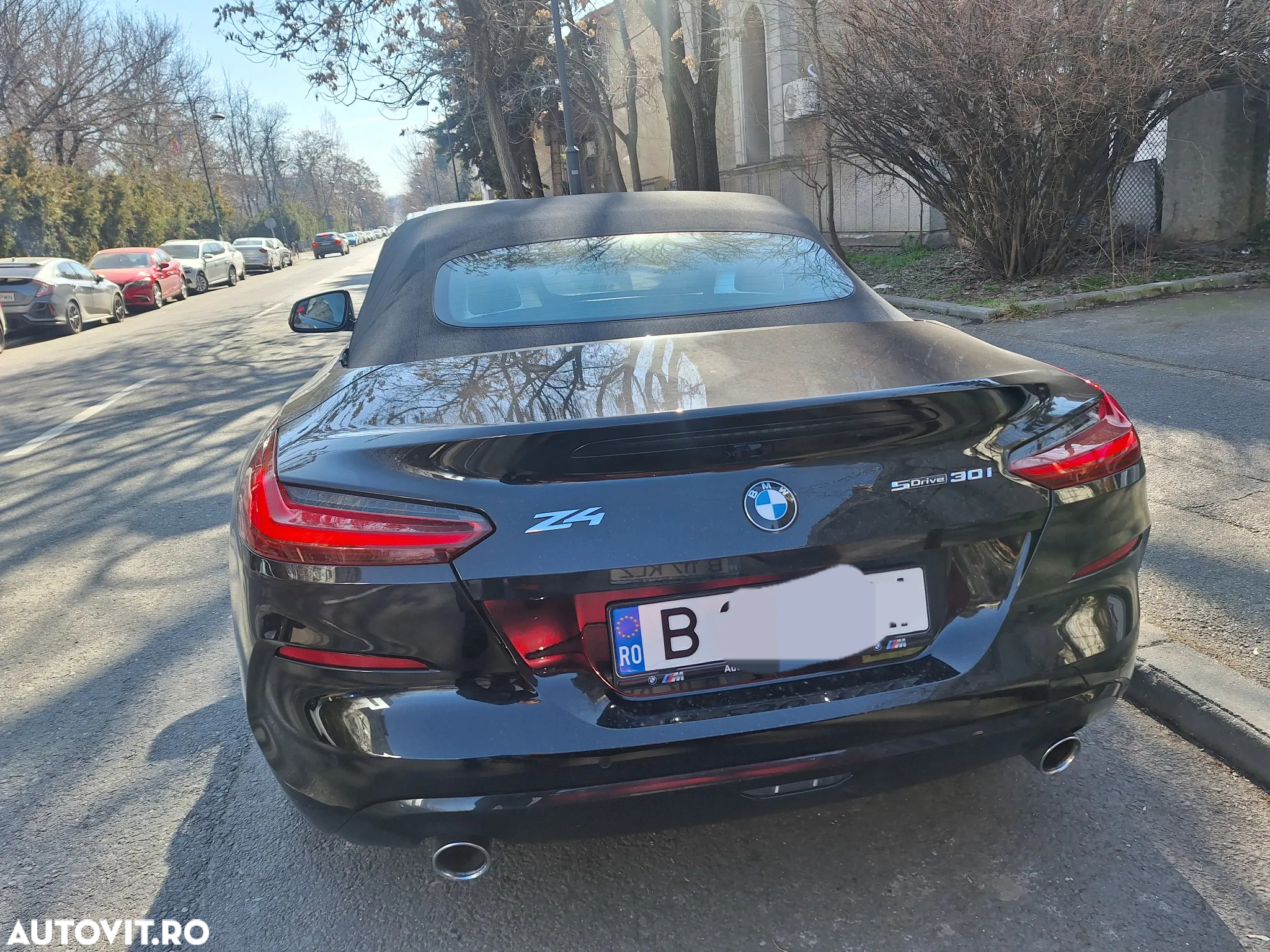 BMW Z4 sDrive30i AT - 14