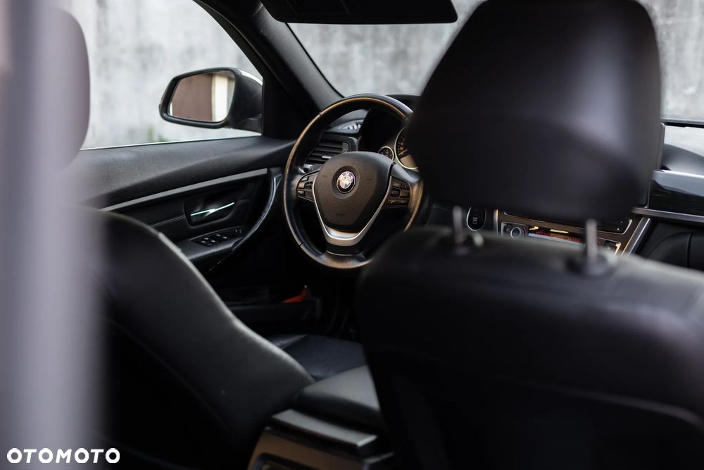 BMW Seria 3 320d Efficient Dynamics Edition Edition Luxury Line Purity - 15