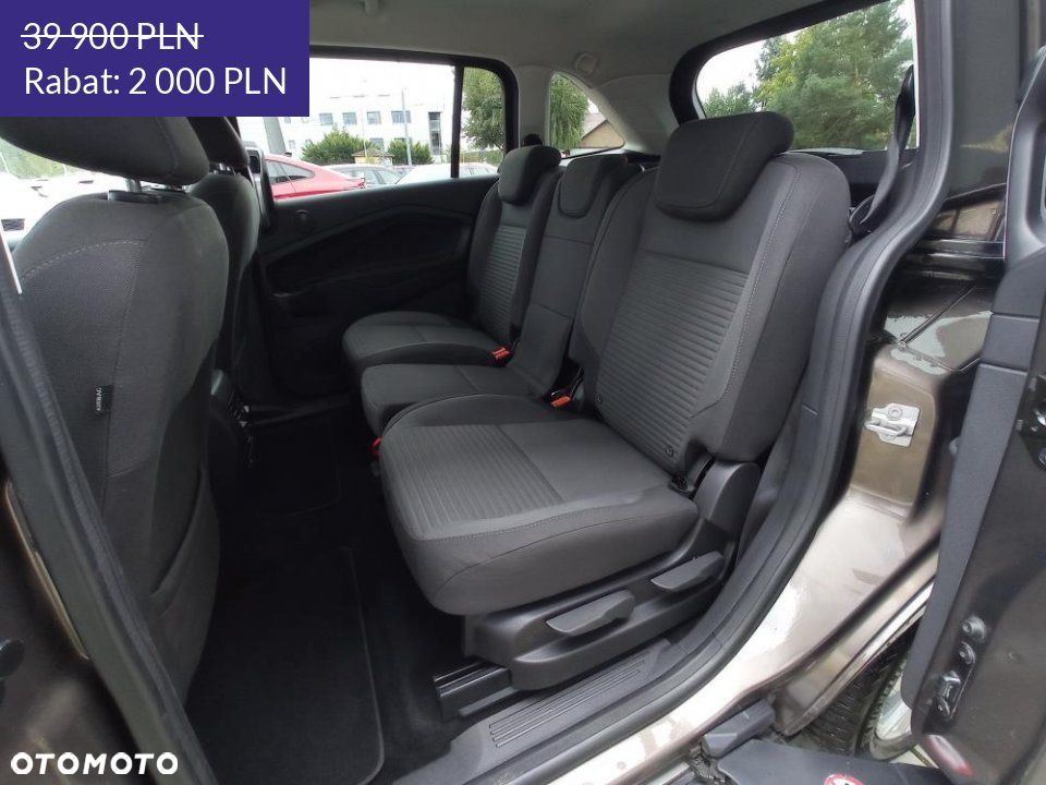 Ford Grand C-MAX - 12