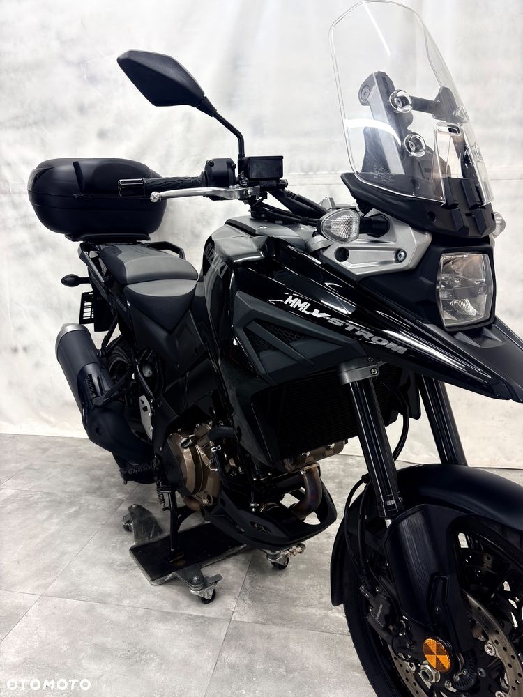 Suzuki V-STROM - 13