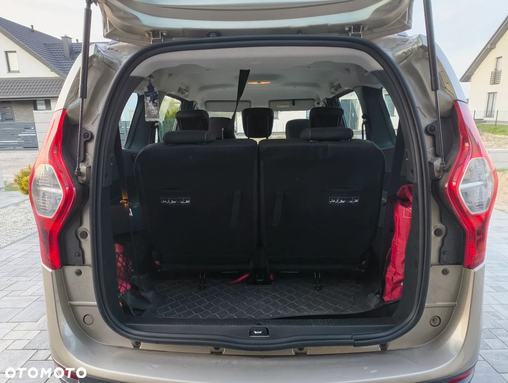 Dacia Lodgy 1.3 TCe Laureate S&S - 32