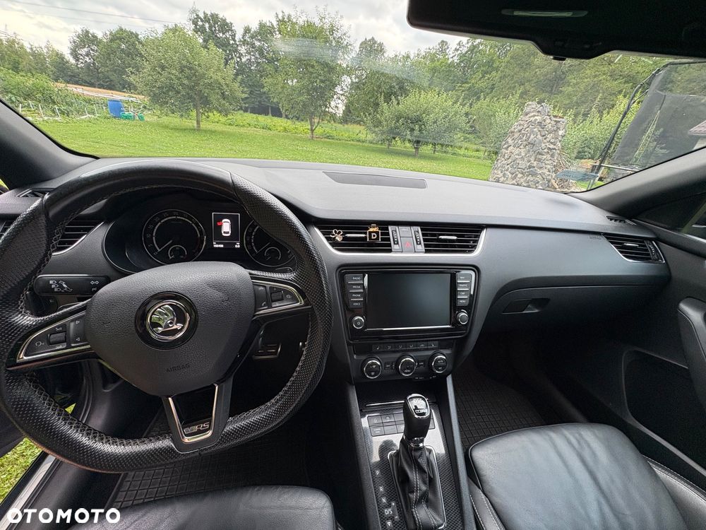 Skoda Octavia 2.0 TDI RS DSG - 12