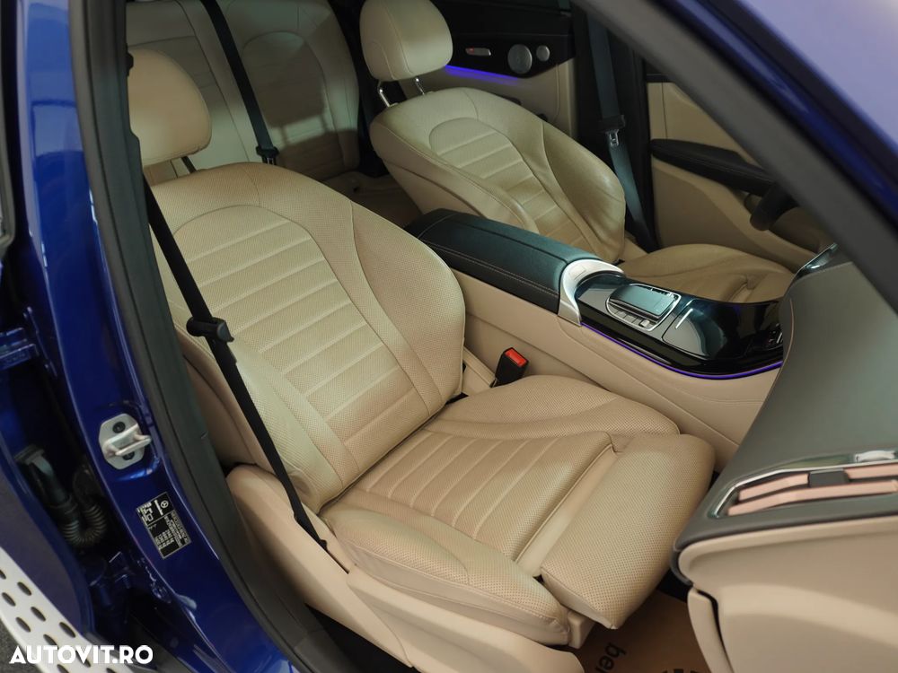 Mercedes-Benz EQC 400 4MATIC - 8