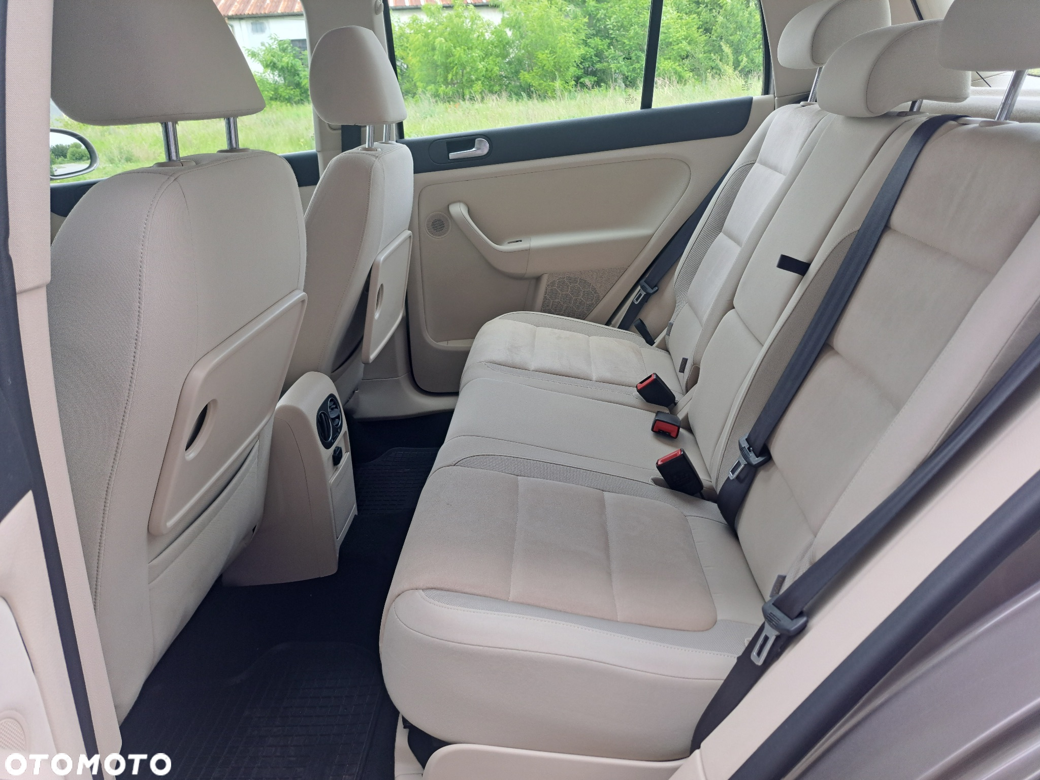 Volkswagen Golf Plus 1.6 TDI Highline DSG - 20