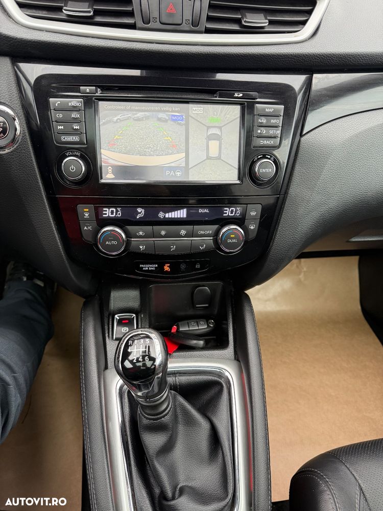 Nissan Qashqai 1.5 DCI TEKNA+ - 40