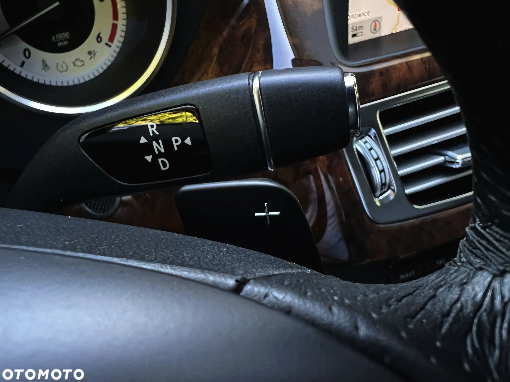 Mercedes-Benz CLS 350 CDI BlueEff - 24