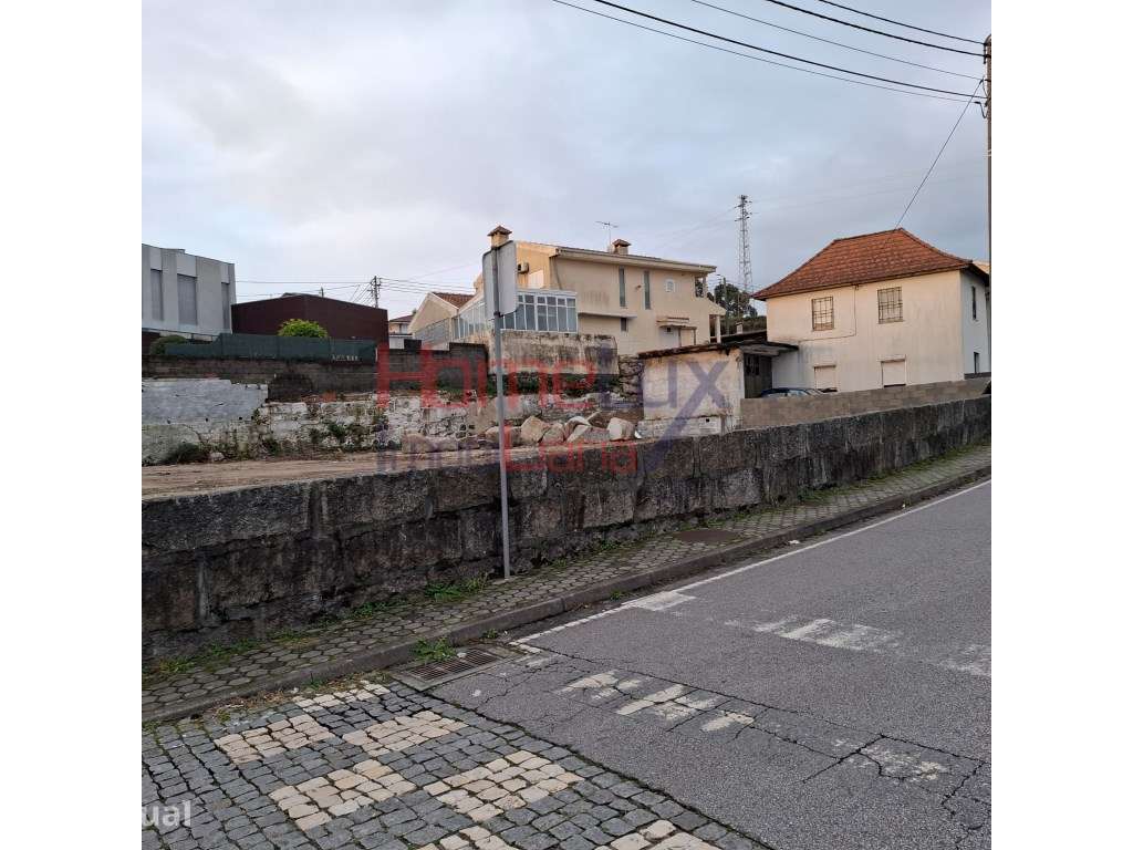 Terreno com 1260 m² em Vilela - Grande imagem: 4/24