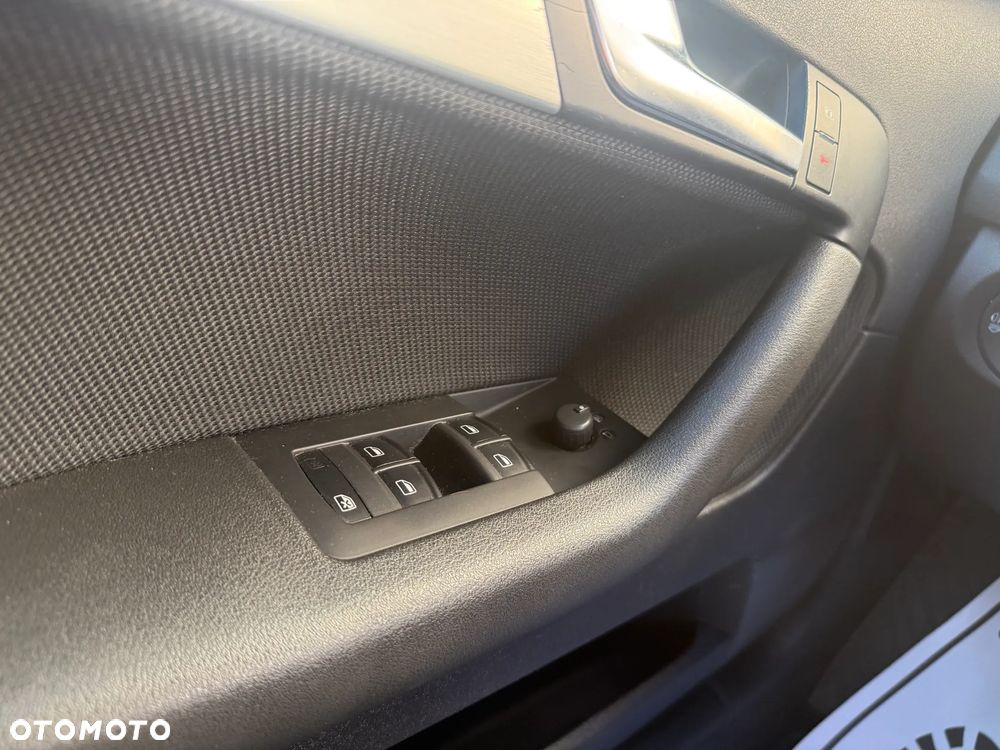 Audi A3 Sportback 2.0 TDI DPF S line Sportpaket (plus) - 23