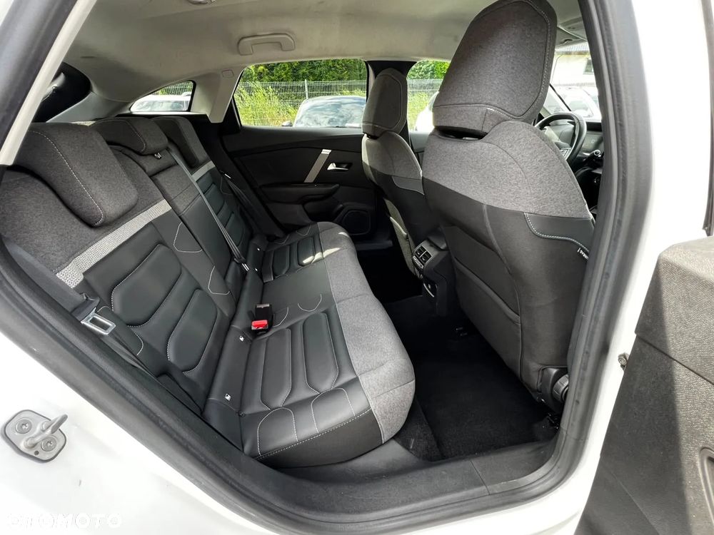 Citroën C4 BlueHDi 130 Stop&Start EAT8 SHINE - 14