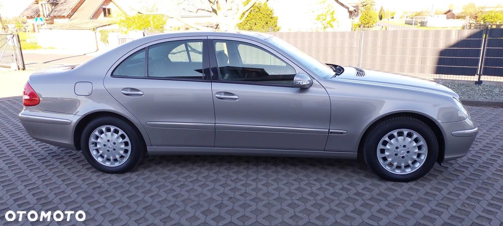Mercedes-Benz Klasa E - 22