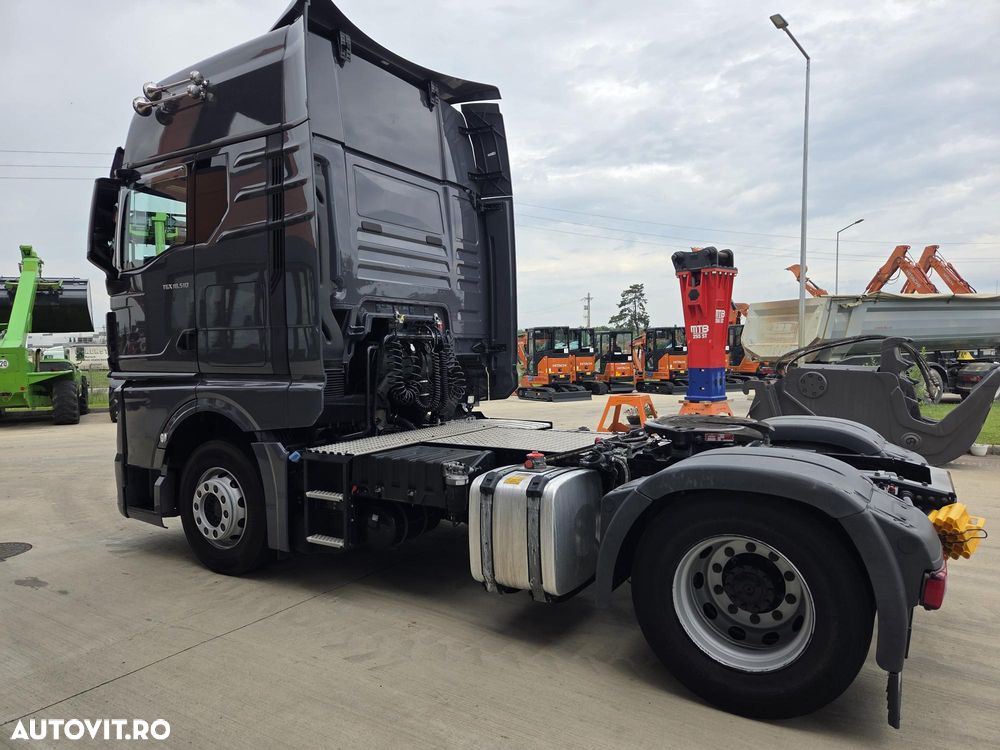 MAN TGX 18.510, 2023,126.353, AUTOMATA+RETARDER, 2 paturi, Cab inalta si lata cu SPOILERE, KIT BASCULARE, FRIGIDER, rulata in GERMANIA, Carte Identitate RAR, rezervor 600l aluminiu, volan piele, CA NOU, posibilitate leasing 4 ani-PROMOTIE 66.900 EUR+Tva - 10