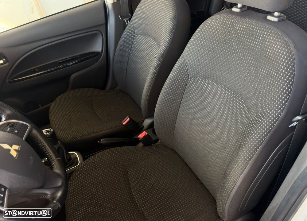 Mitsubishi Space Star 1.2 Intense - 14