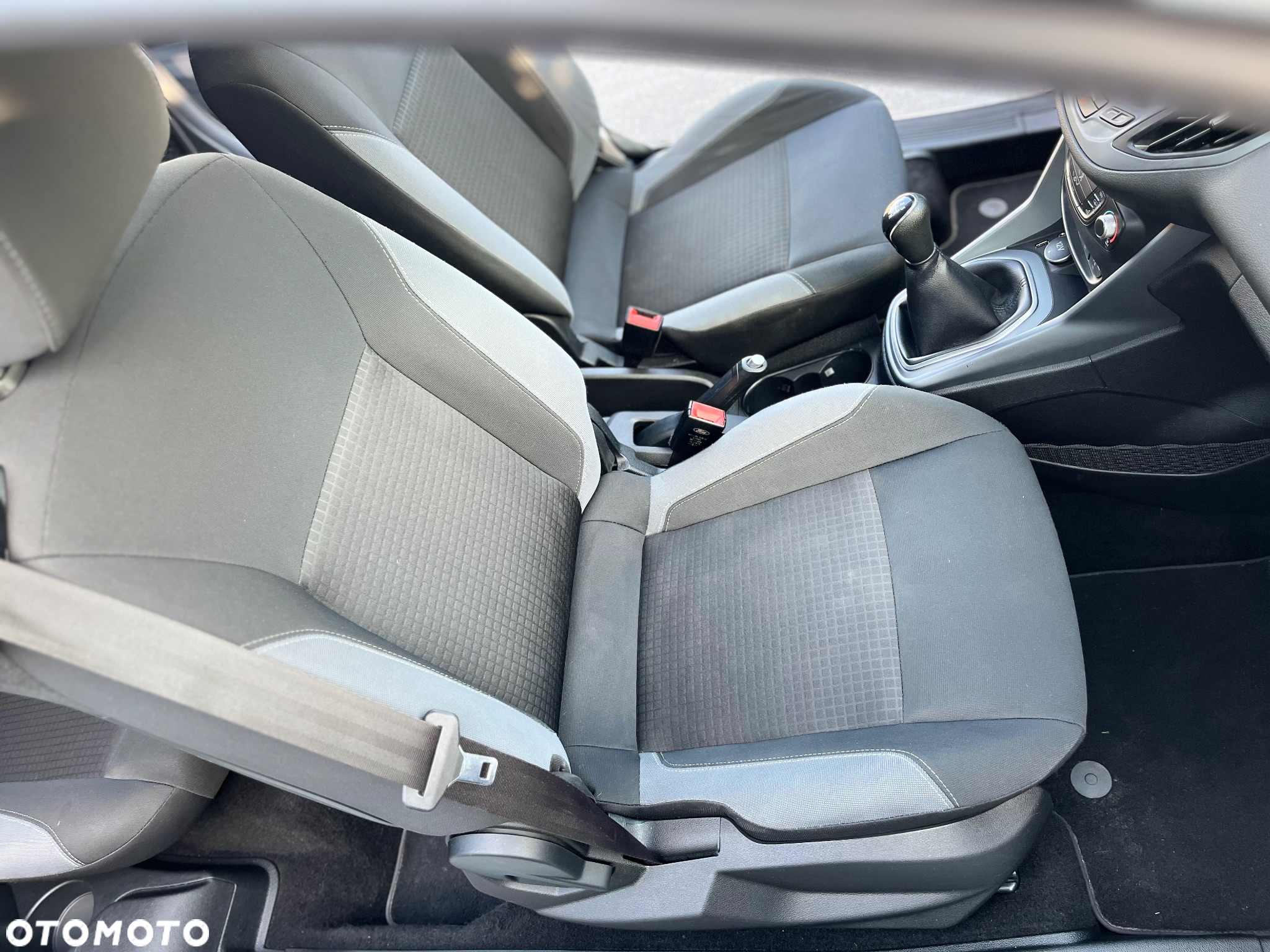 Ford B-MAX 1.0 EcoBoost Titanium - 19