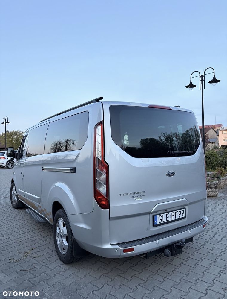 Ford Tourneo Custom 2016 photo 2