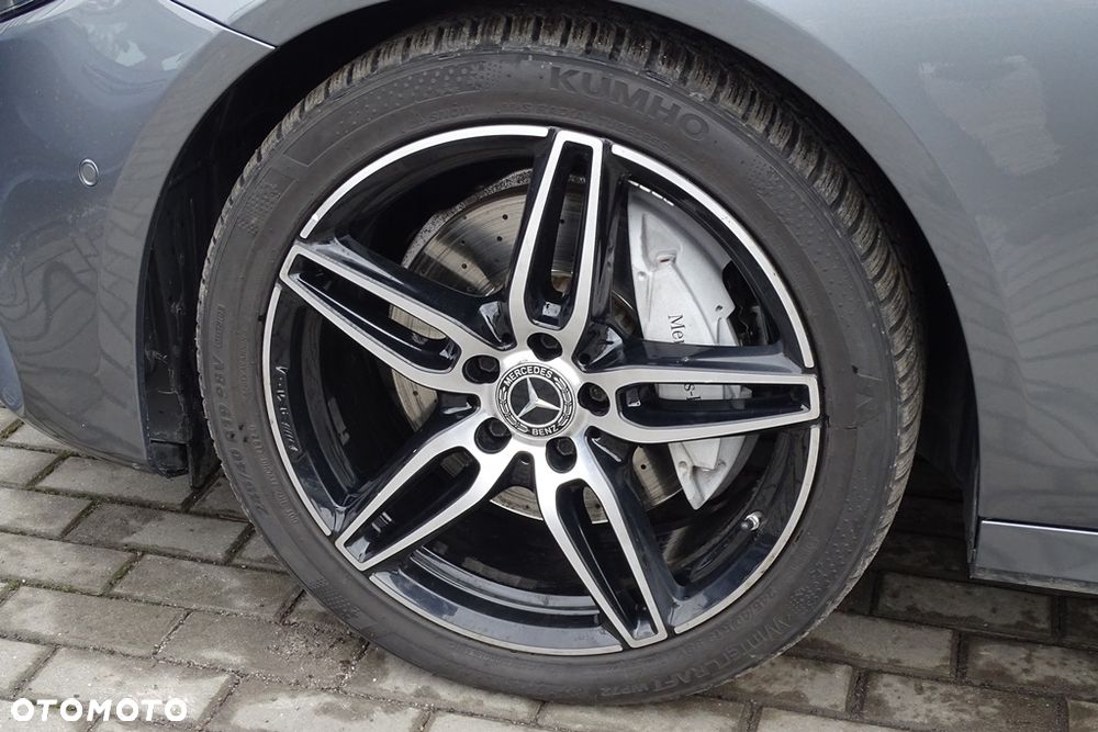 Mercedes-Benz Klasa E - 15