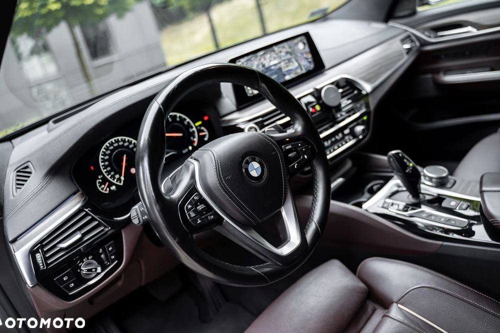 BMW 6GT 640i xDrive Luxury Line sport - 25