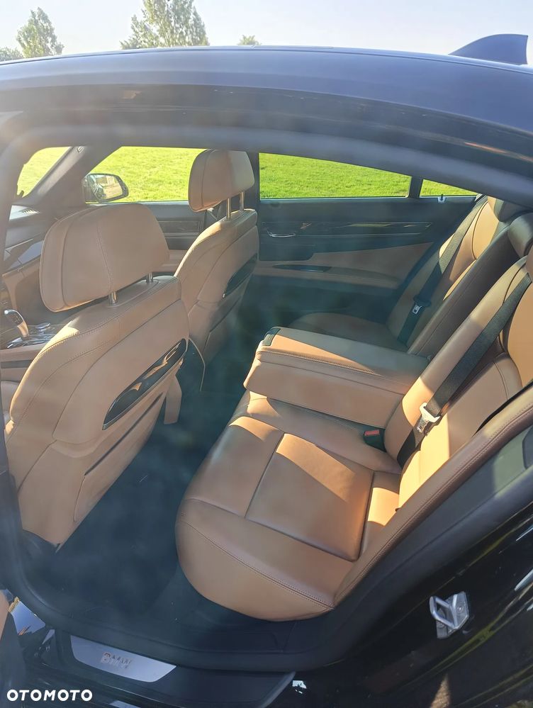 BMW Seria 7 730d xDrive Edition Exclusive - 10