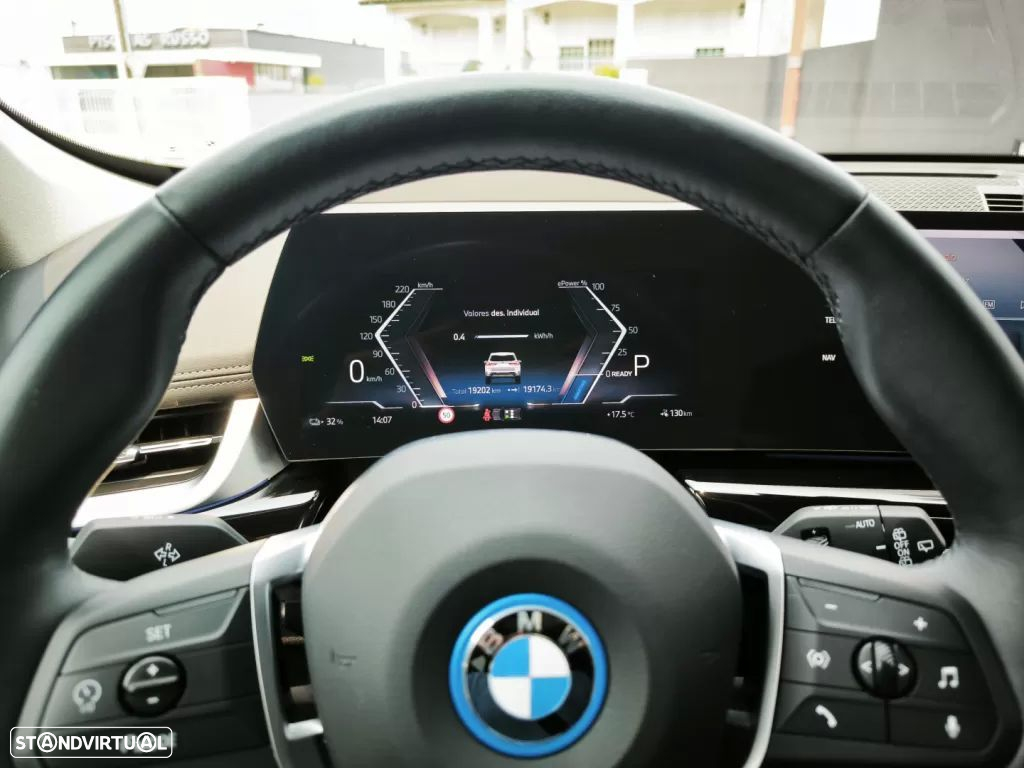 BMW iX1 eDrive20 - 34