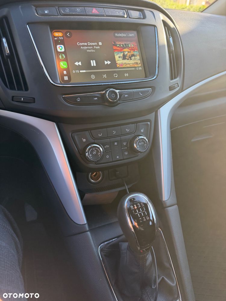 Opel Zafira - 9
