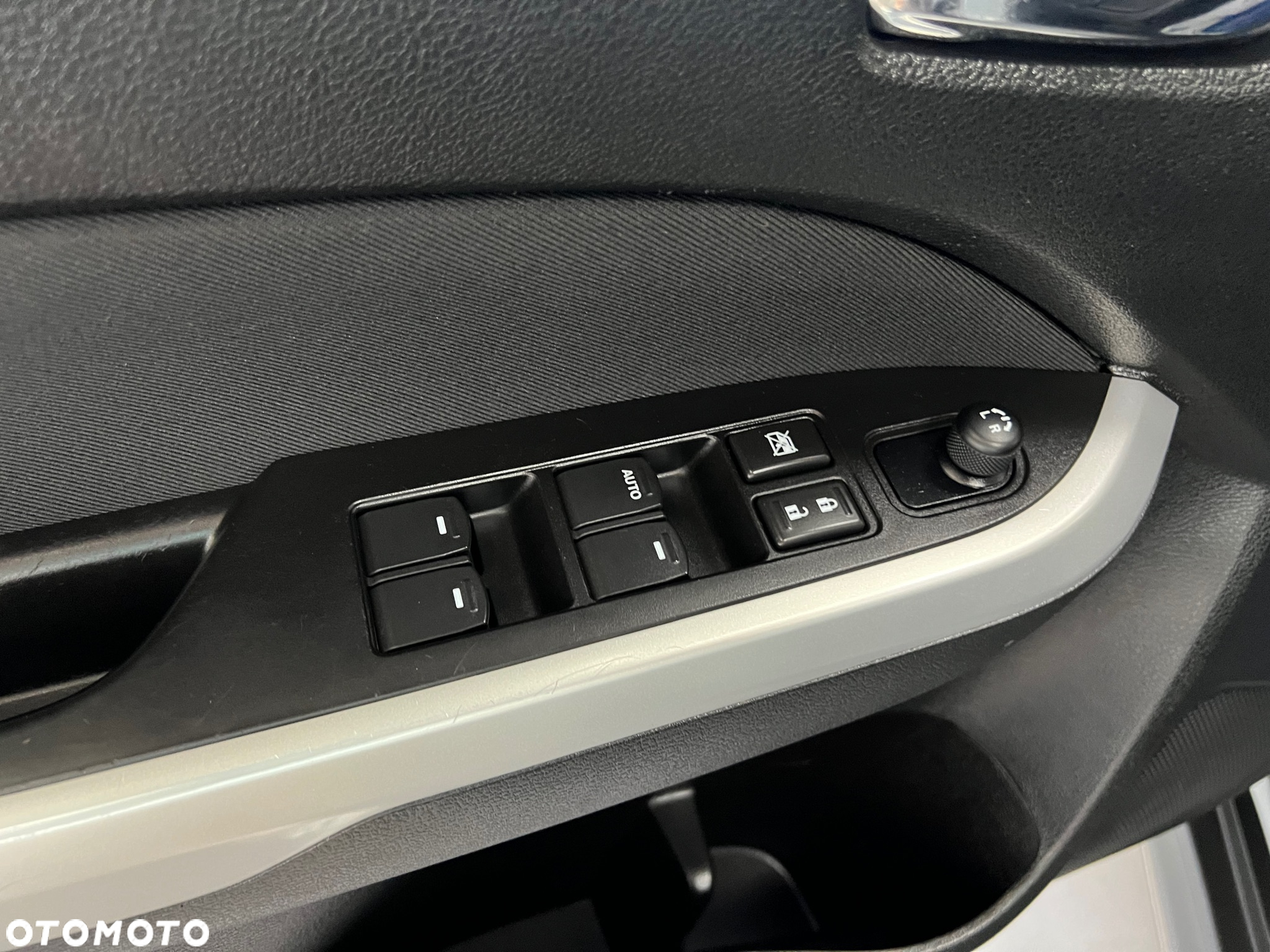 Suzuki Vitara - 19
