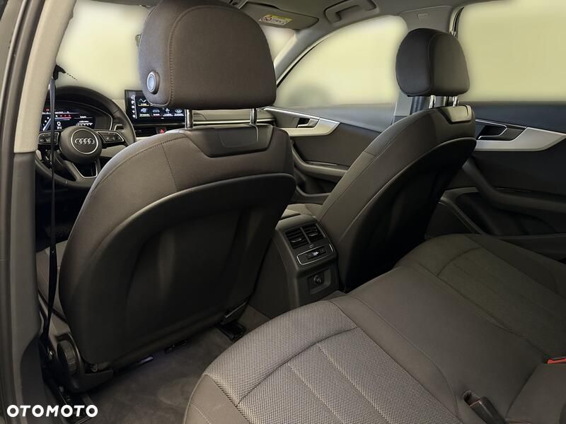 Audi A4 Limousine 35 TFSI mHEV S Line S tronic - 18