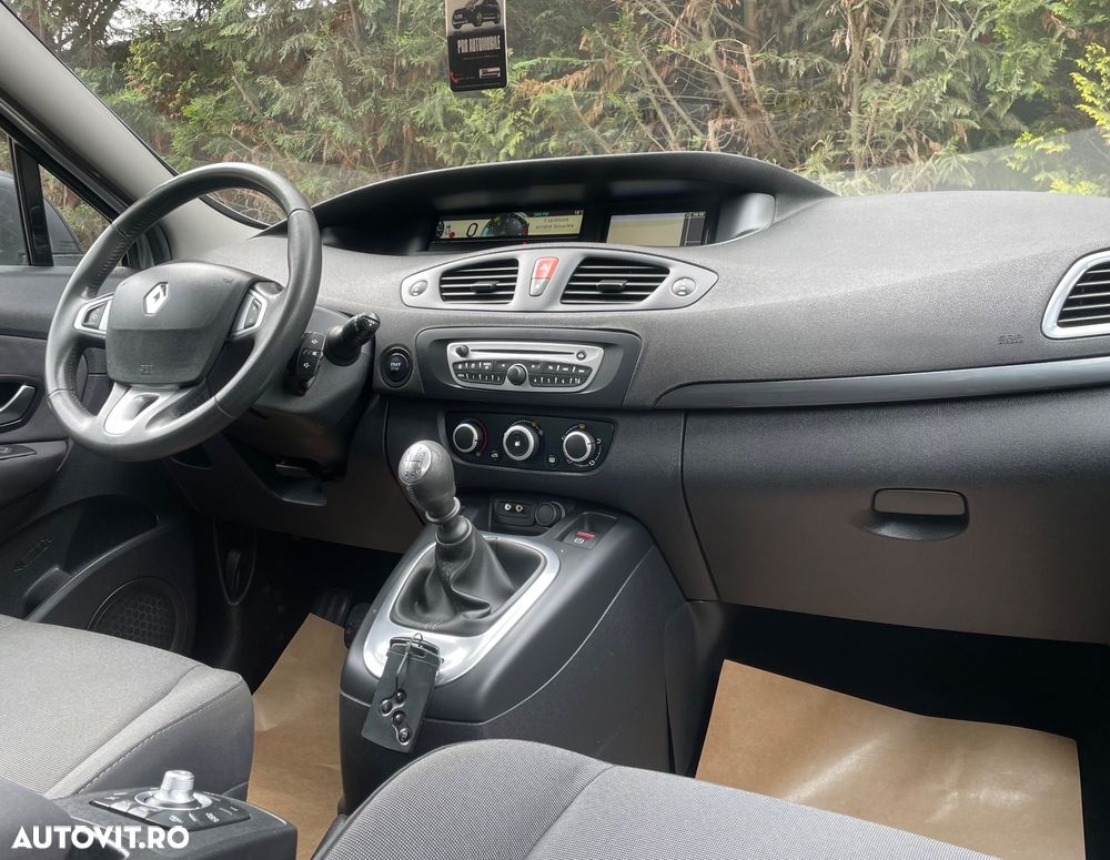 Renault Grand Scenic ENERGY dCi 110 Start & Stop Dynamique - 10