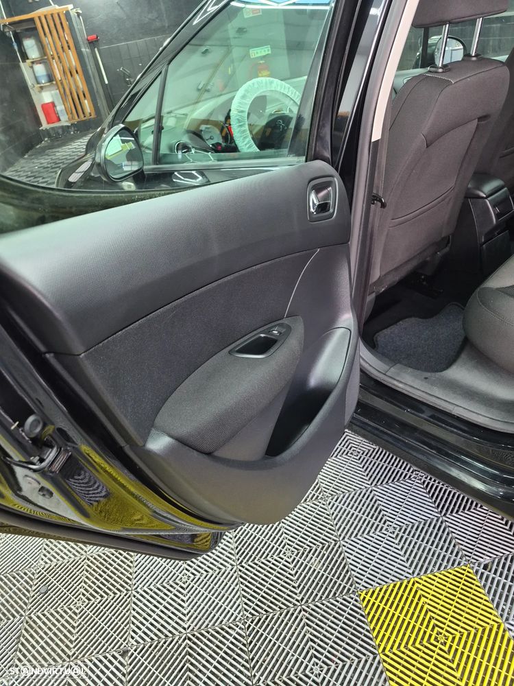 Peugeot 308 1.6 e-HDi Active CMP6 - 14