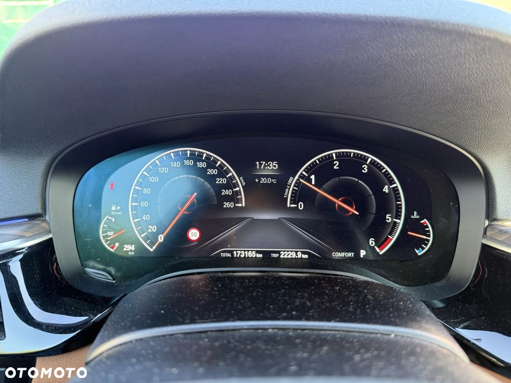 BMW Seria 5 520d xDrive M Sport sport - 15