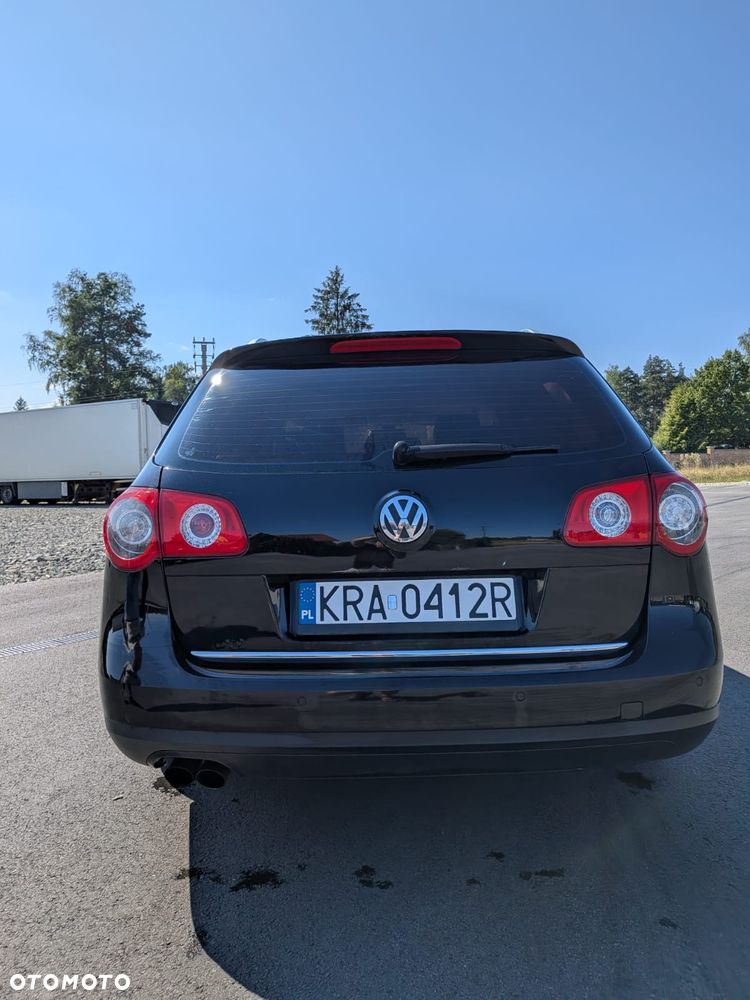 Volkswagen Passat 2.0 FSI Highline - 5