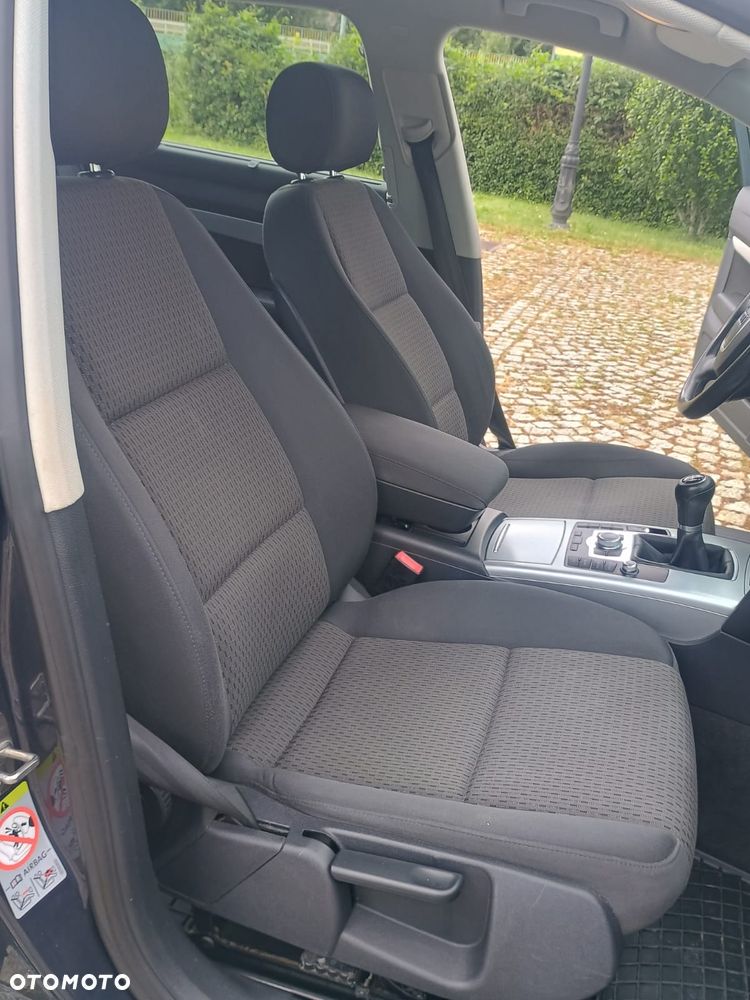 Audi A6 Avant - 14