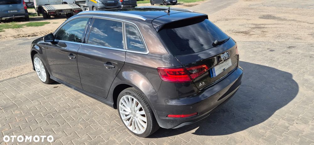 Audi A3 Sportback 1.4 TFSI E-tron Attraction e-S tronic - 9