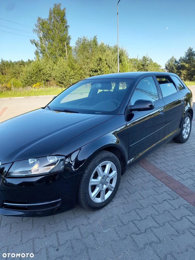 Audi A3 Sportback - 8