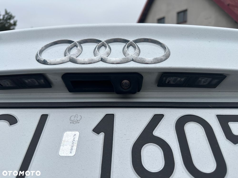 Audi Q3 35 TDI S-Line S tronic - 40