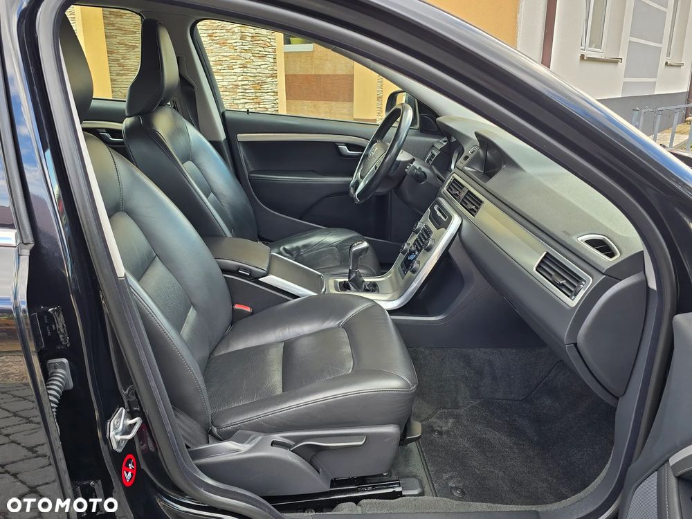Volvo V70 D4 Summum - 26