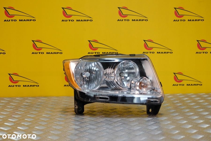JEEP COMPASS 2011- REFLEKTOR LAMPA PRZÓD PRAWA USA - 2