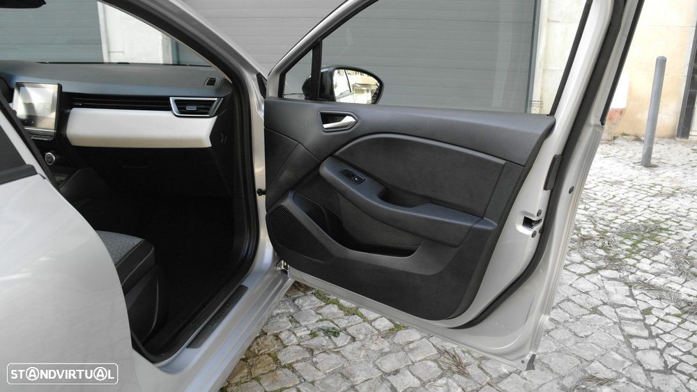 Renault Clio 1.0 TCe Limited - 25