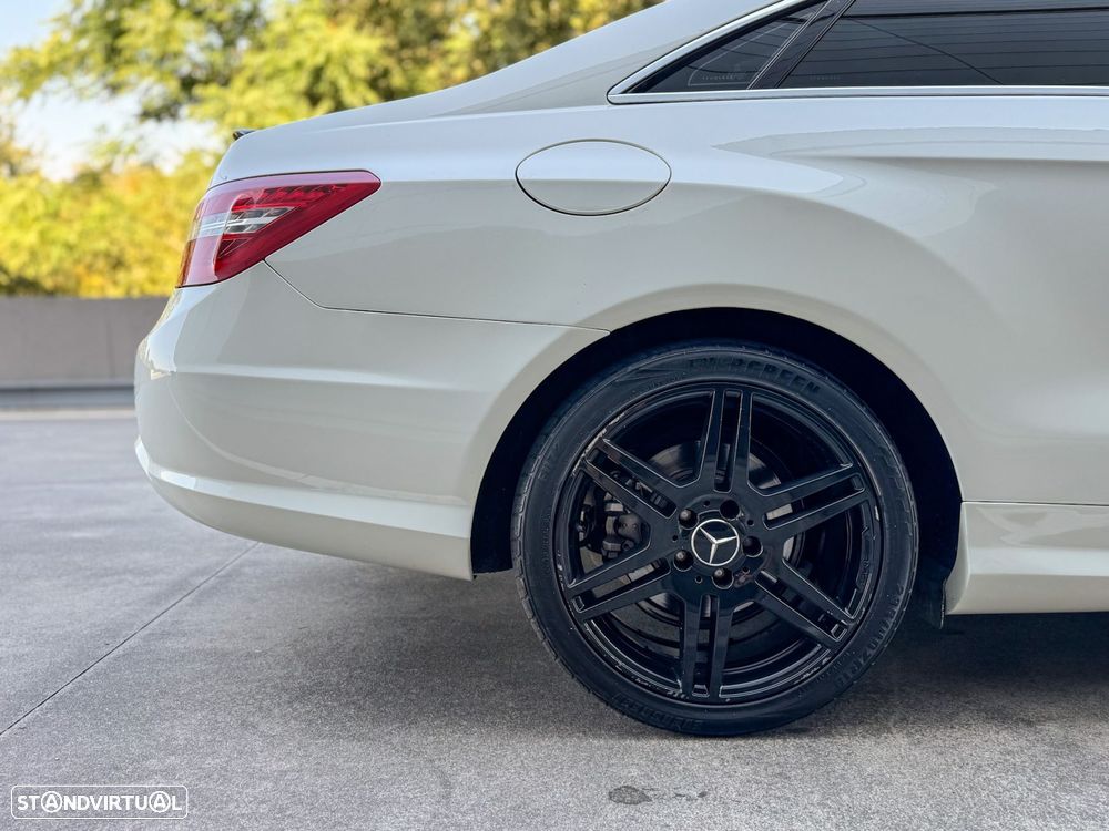 Mercedes-Benz E 220 CDi Avantgarde BlueEfficiency - 17