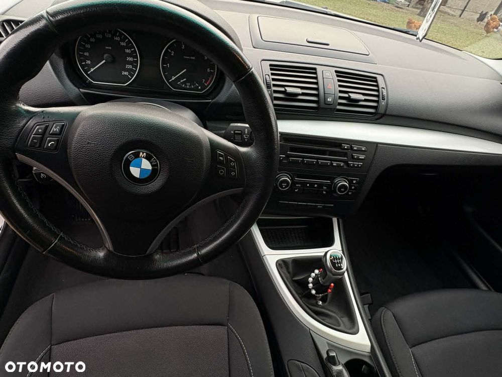 BMW Seria 1 - 11