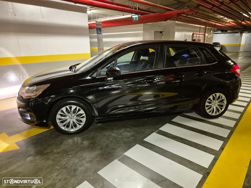 Citroën C4 e-HDi 115 ETG6 Selection - 2