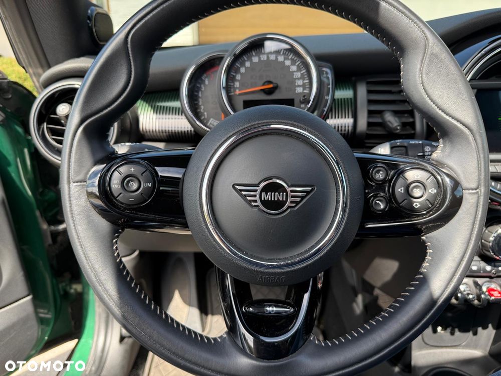 MINI Cooper 60 Years - 15