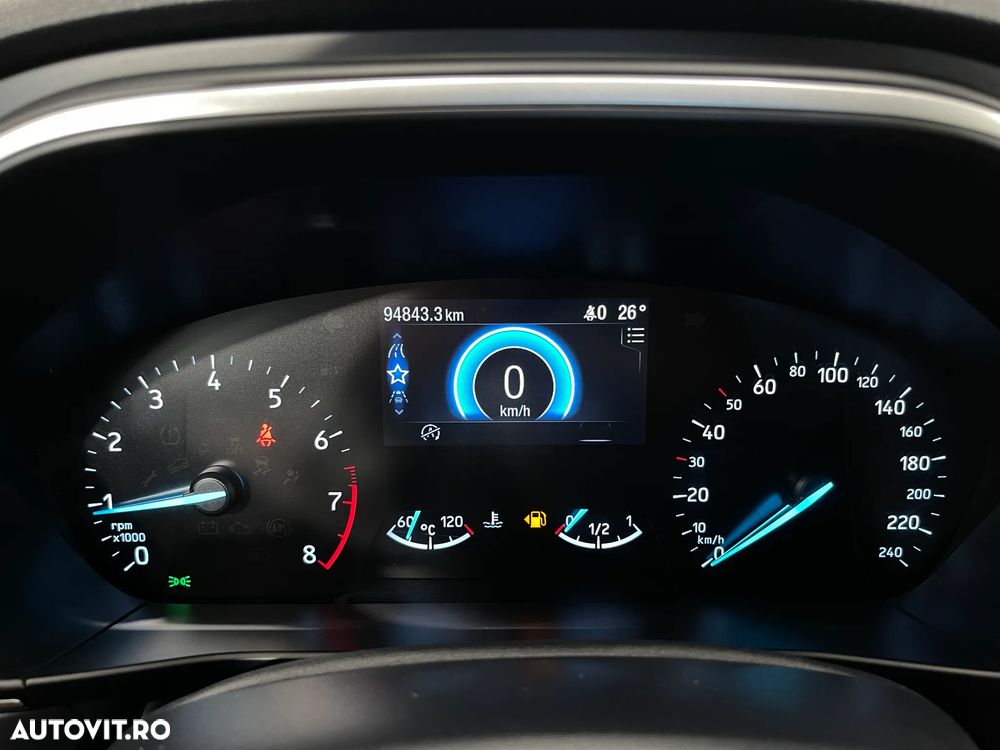 Ford Focus 1.0 EcoBoost Trend Edition - 28