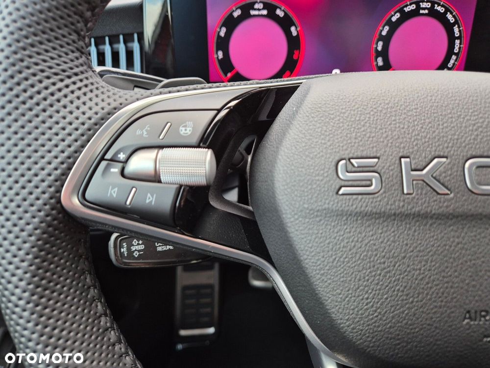 Skoda Superb 2.0 TSI Sportline DSG - 35