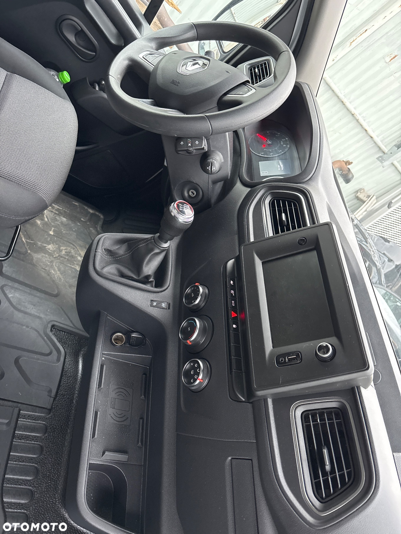 Renault Master - 25